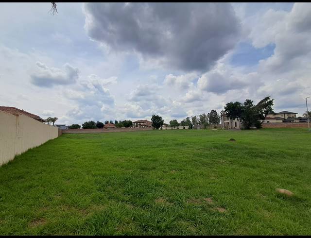 2,391M² VACANT LAND FOR SALE IN HELDERWYK